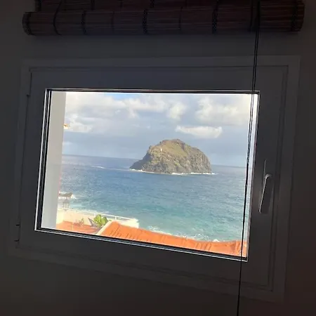 Vistas Impresionantes Al Mar De * Garachico (Tenerife)